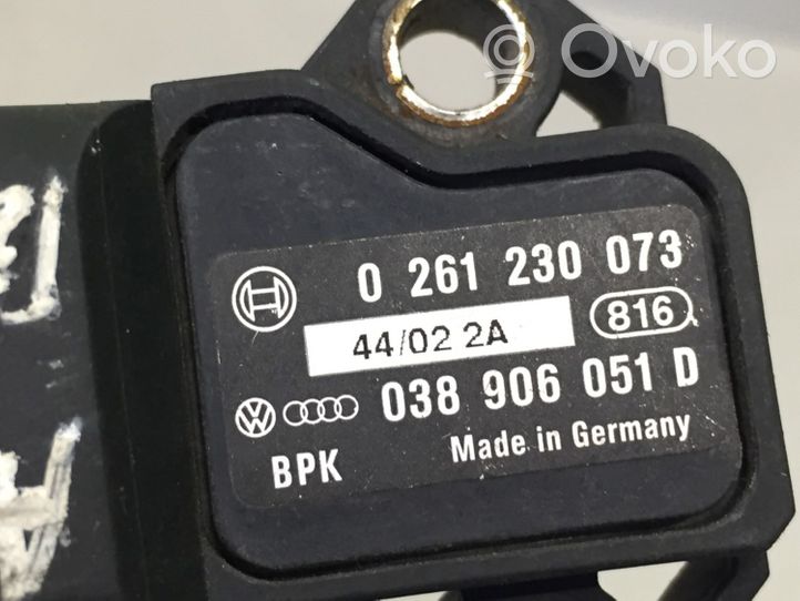 Audi A4 S4 B6 8E 8H Luftdrucksensor 038906051D