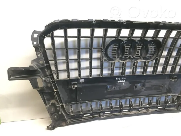 Audi Q5 SQ5 Maskownica / Grill / Atrapa górna chłodnicy 8R0853651R