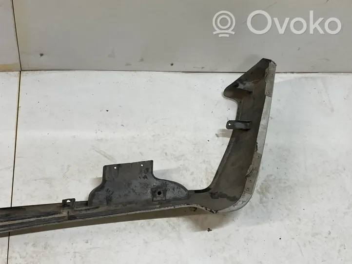 Audi 200 Parachoques delantero 447805617B