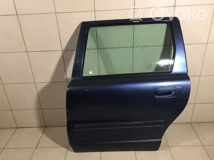 Volvo XC70 Rear door 