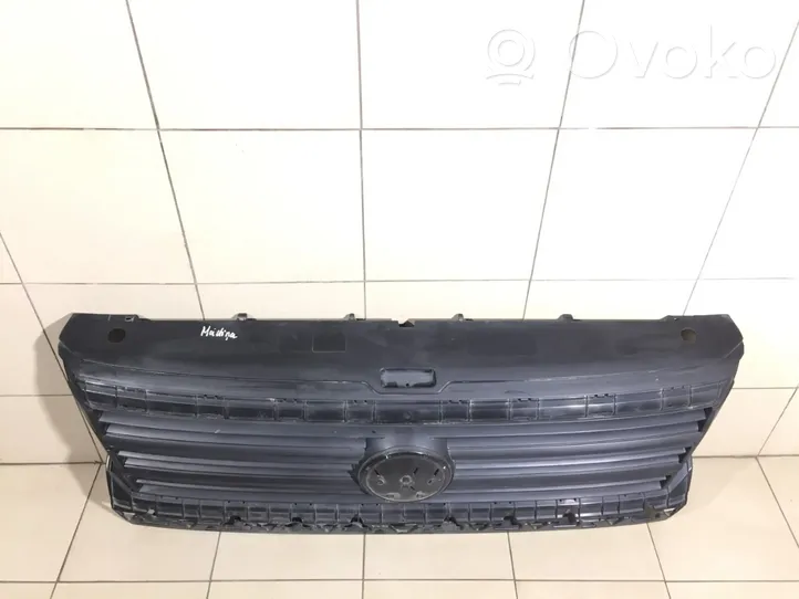 Volkswagen Crafter Maskownica / Grill / Atrapa górna chłodnicy 7C0853653F