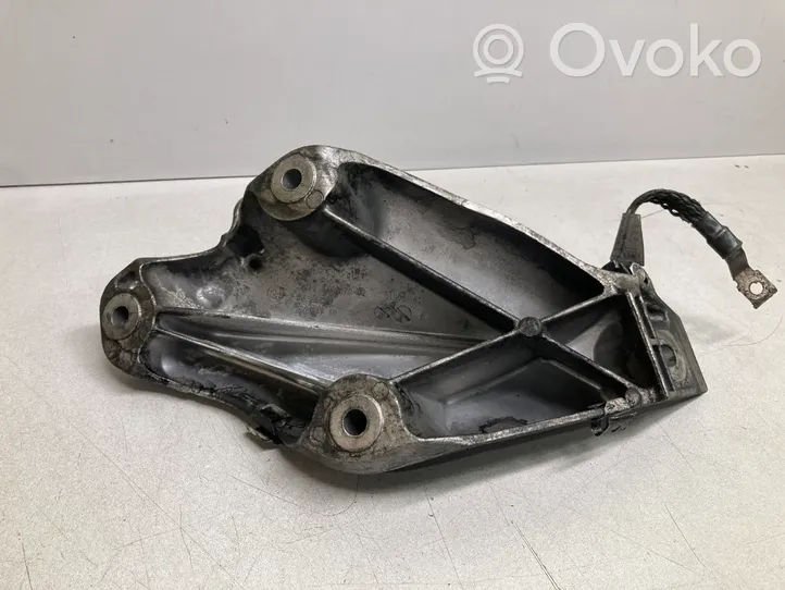 BMW X5 E70 Support, suspension du moteur 6772679