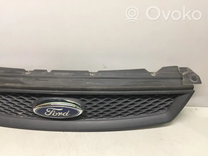 Ford Focus Front bumper upper radiator grill 4M518C436A