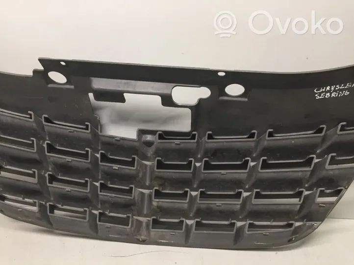 Chrysler Sebring (JS) Front grill 31726Y