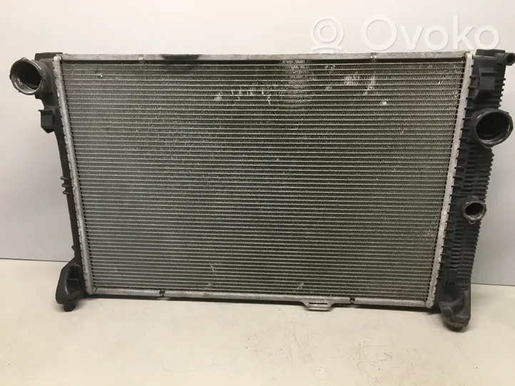 Mercedes-Benz C W204 Radiateur de refroidissement A2045003703