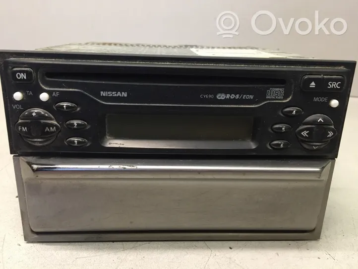 Nissan X-Trail T30 Radio/CD/DVD/GPS-pääyksikkö 28185EQ300