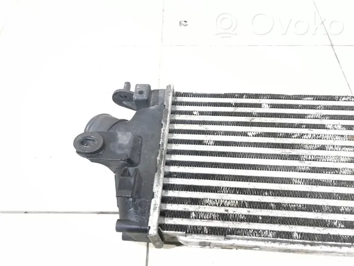 Opel Vivaro Radiatore intercooler 988650B