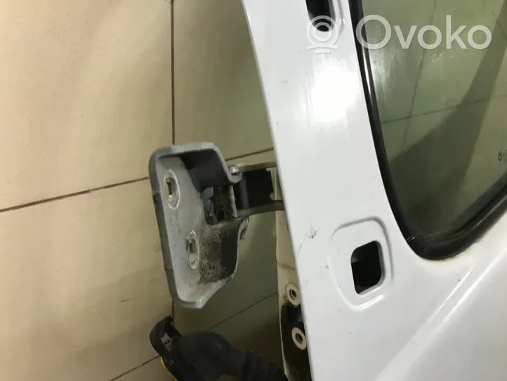Opel Vivaro Front door 