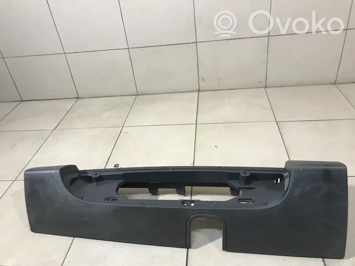 Opel Vivaro Parte del faro posteriore 93857722