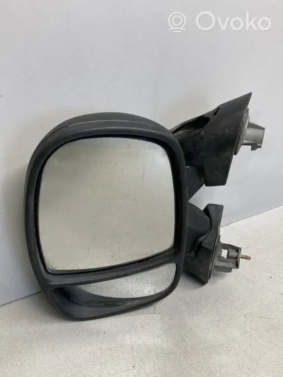 Opel Vivaro Front door electric wing mirror 