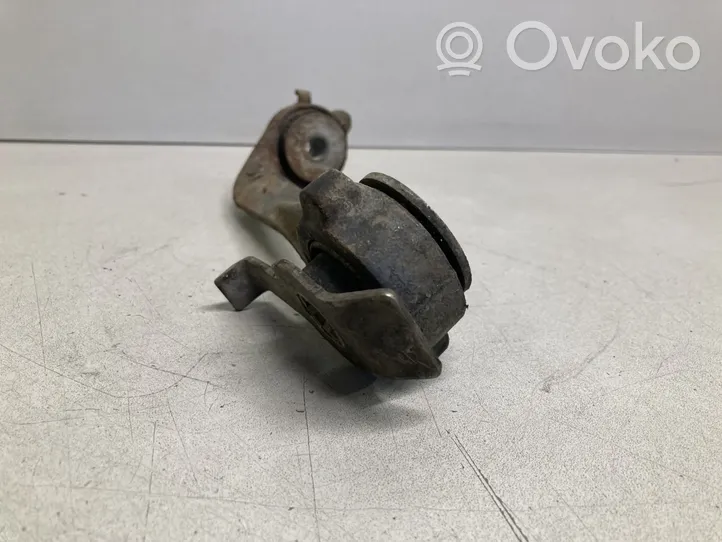 Opel Vivaro Front control arm 