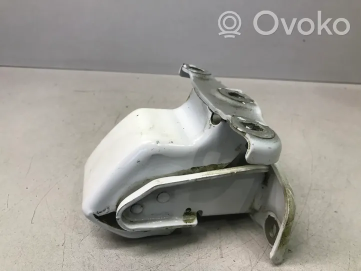 Opel Vivaro Loading door lower hinge 527428A