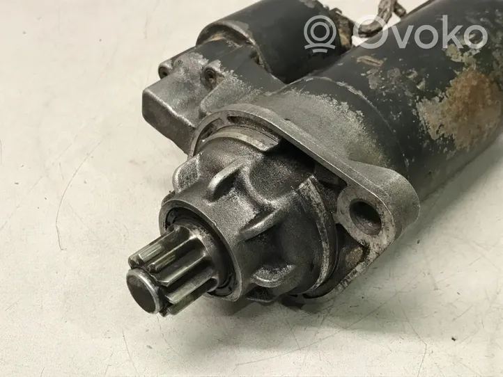 Volkswagen Golf IV Starter motor 02M911023A