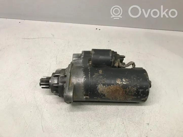 Volkswagen Golf IV Starter motor 02M911023A