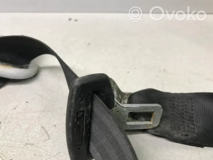 Volkswagen Golf IV Rear seatbelt 