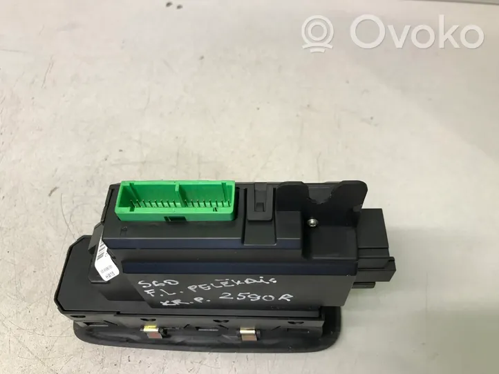 Volvo S60 Electric window control switch 30746074