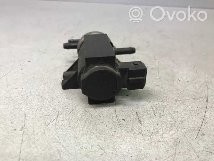 Audi A6 S6 C4 4A Turboahtimen magneettiventtiili 1H0906627