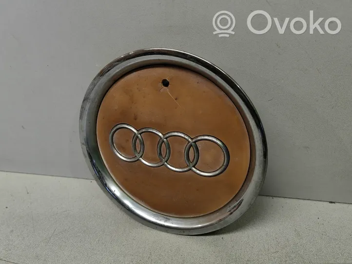 Audi A6 S6 C5 4B Borchia ruota originale 8L0601165D