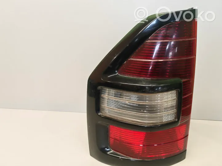 Mitsubishi Pajero Lampa tylna 