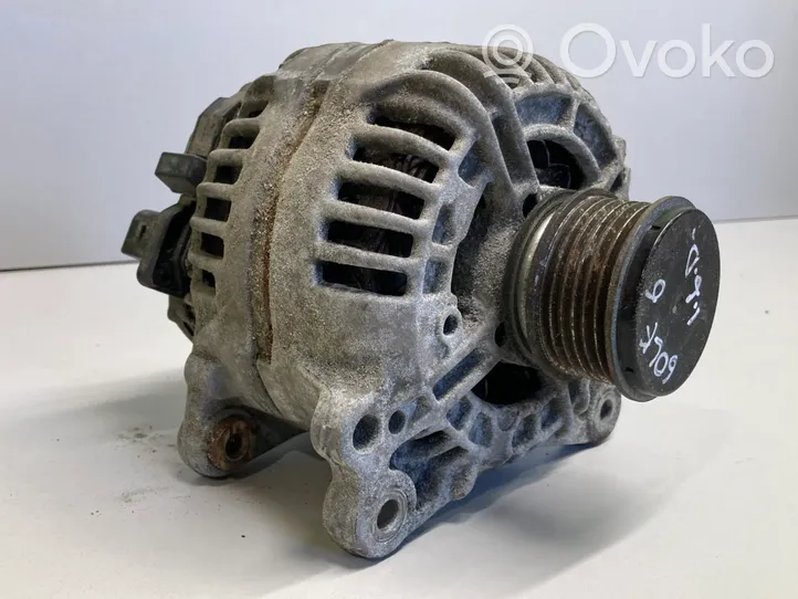 Volkswagen Golf VI Generatore/alternatore 03L903023