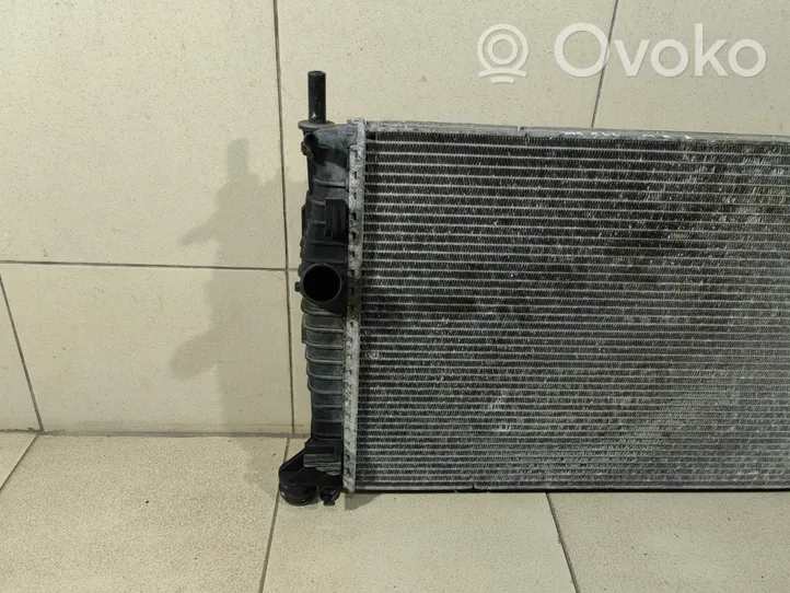Volvo V50 Radiatore di raffreddamento 3M5H8005TL