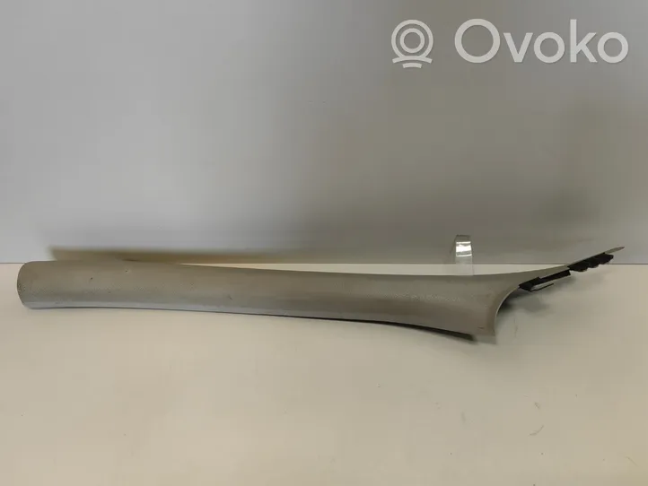 Volvo XC70 (A) Revêtement de pilier 1882