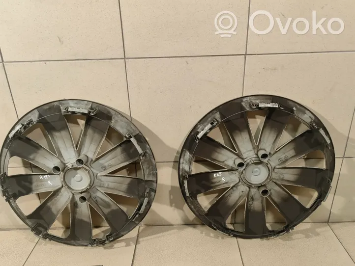 Volkswagen PASSAT B7 R 16 riteņa dekoratīvais disks (-i) 3AA601147