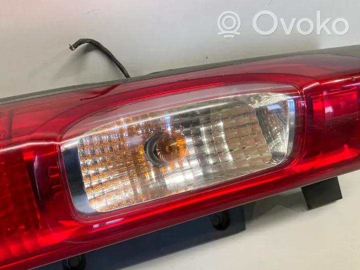 Opel Vivaro Задний фонарь в кузове 93857722