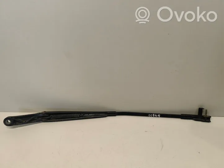 Volkswagen Touran I Front wiper blade arm 1T0955409A