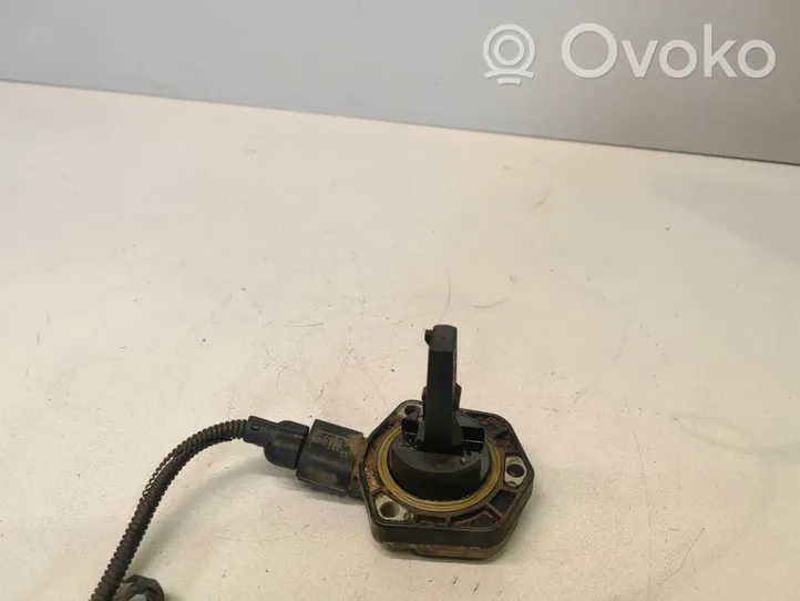 Volkswagen Touran I Oil level sensor 1J0907660C