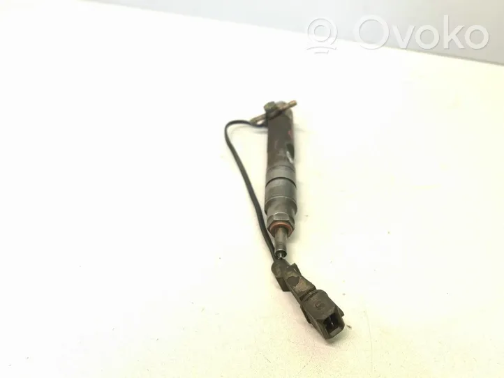 Volvo S70  V70  V70 XC Fuel injector 074130202B