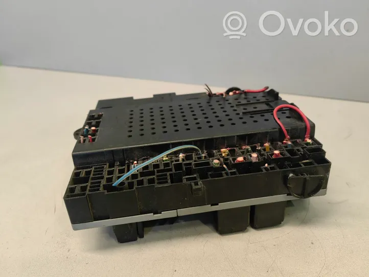 Volvo V70 Module de fusibles 30682664