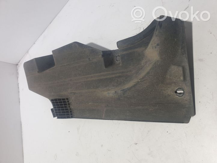 Volvo C30 Couvre soubassement arrière 30681921