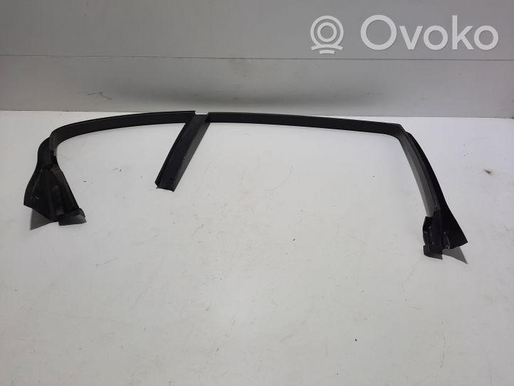 BMW 7 E65 E66 Cornice del finestrino/vetro della portiera posteriore 8223756