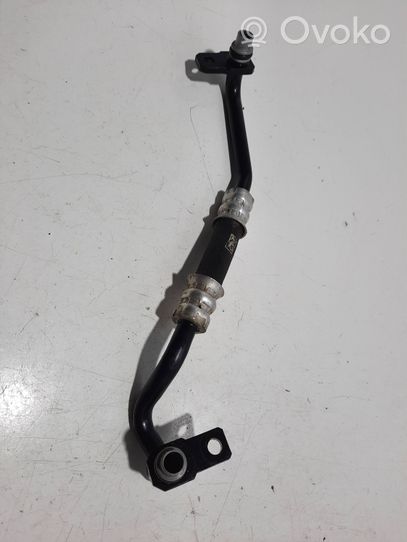 Volkswagen Touareg II Tubo flessibile del radiatore dell’olio del cambio 7P0317824