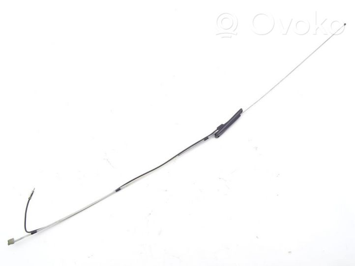 Isuzu N Series Radio antenna 