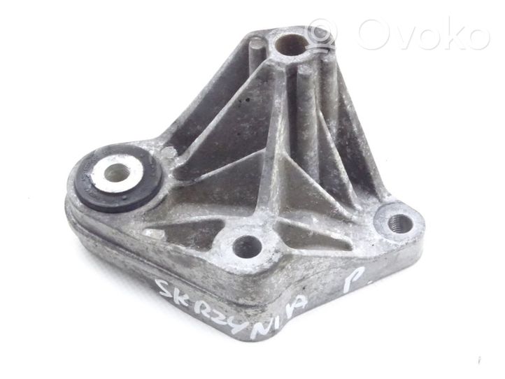 Ford Focus Supporto di montaggio scatola del cambio AV61-6P093-N