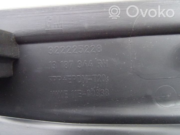 Opel Zafira B Couvercle de boîte à gants 13187344