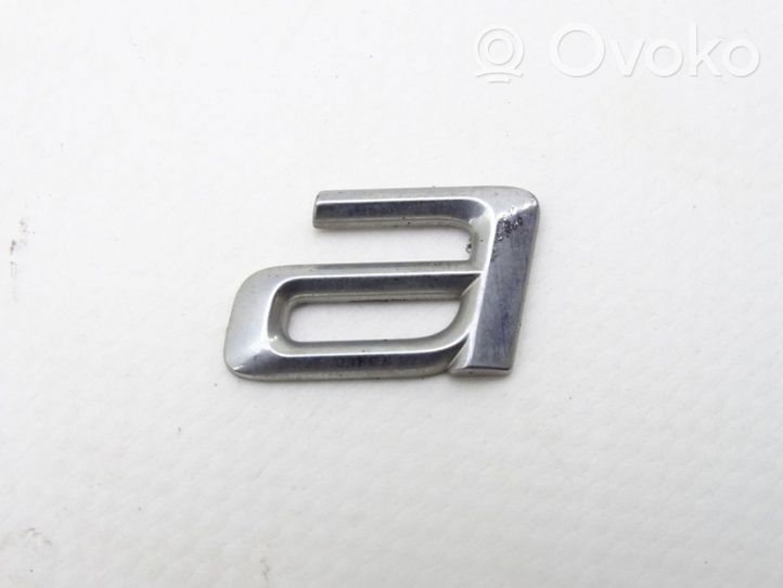 Skoda Octavia Mk2 (1Z) Mostrina con logo/emblema della casa automobilistica SKODA_OCTAVIA_II_04-13_LI