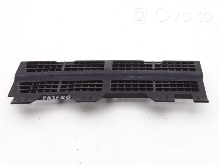 Mitsubishi Pajero Wiper trim MITSUBISHI_PAJERO_II_91-9