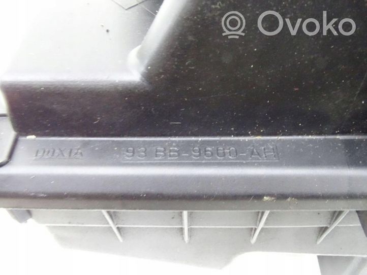 Ford Mondeo MK I Oro filtro dėžė 93BB-9600-AH