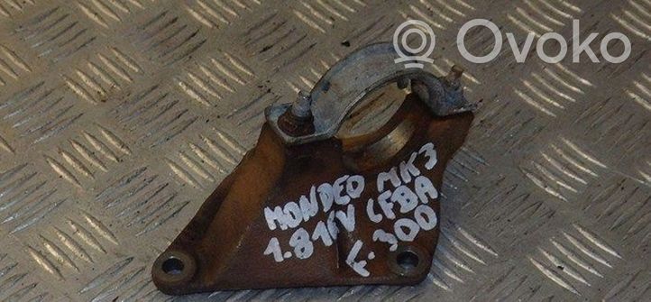 Ford Mondeo Mk III Pusass sakabes gultņa stiprinājums 1S7W-3K305-AB