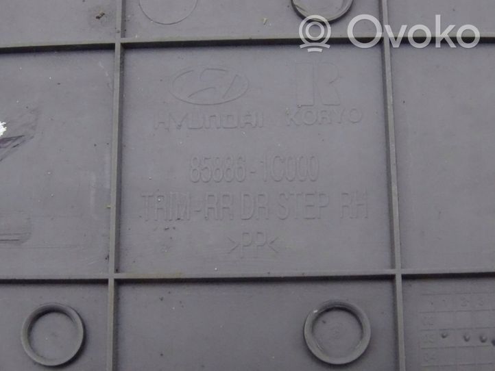 Hyundai Getz Cache latérale de marche-pieds 85886-1C000