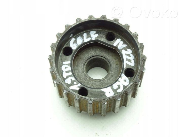 Volkswagen Golf IV Crankshaft gear 038105263E