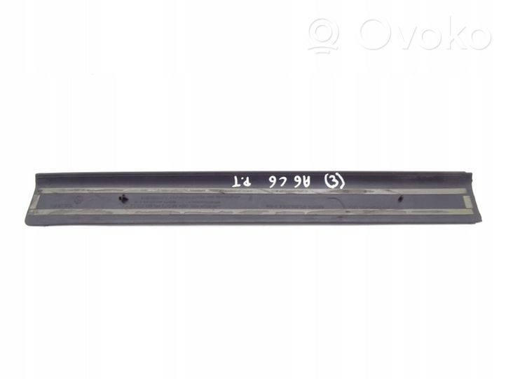 Audi A6 S6 C6 4F Rivestimento del sottoporta delle minigonne laterali 4F0853376C