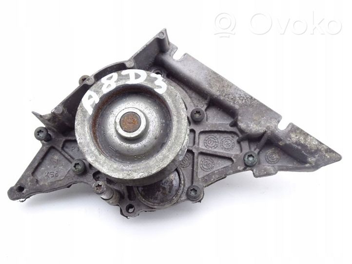 Audi A8 S8 D3 4E Pompe de circulation d'eau 077121019M