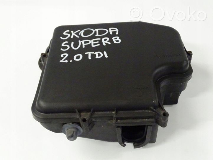 Skoda Superb B5 (3U) Altra parte del vano motore 8D2907613A