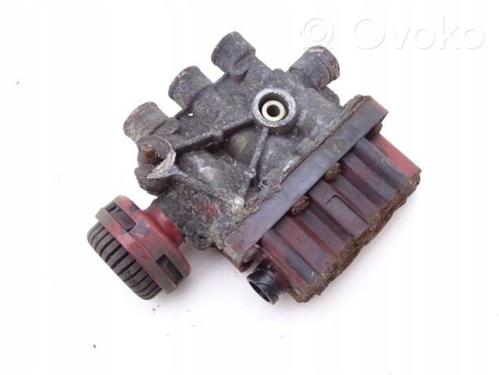 Iveco Stralis Bloc de soupape de suspension pneumatique 4728800300