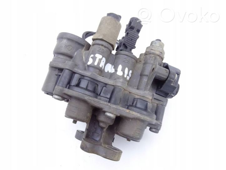 Iveco Stralis Etuiskunvaimentimen käyttölaitteen solenoidi AE4560