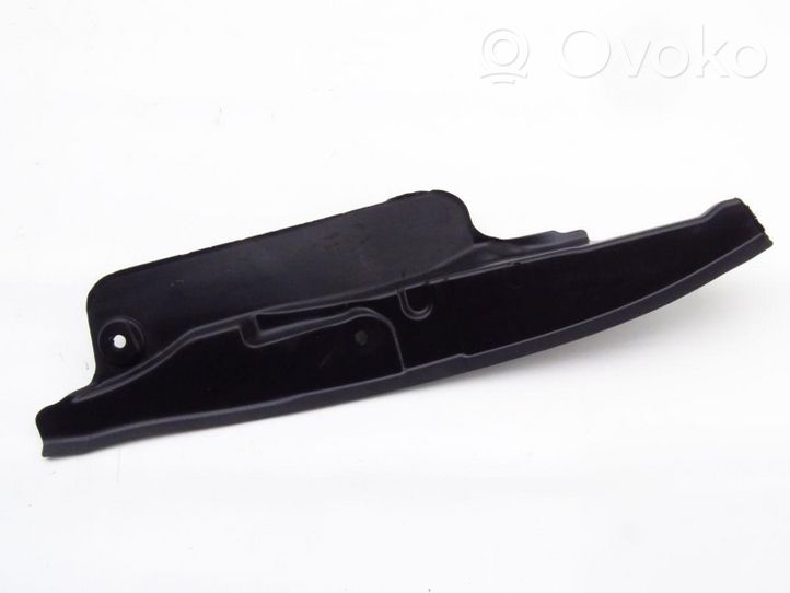 Volkswagen Golf V Rivestimento dell’estremità del parafango 1K5821112